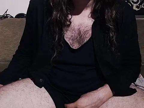 maxstache: διαδικτυακό σόου στην κάμερα