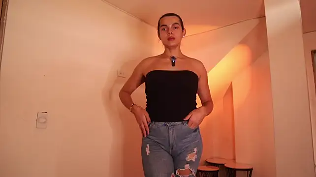 _Vahos_ Adlı Modelin Canlı XXX Sohbeti