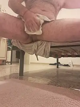 972xpeterpan Show in webcam