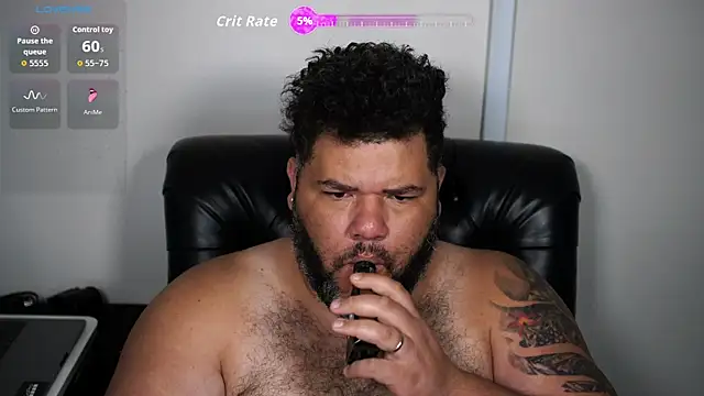 HotDominicanCum Шоу с уебкамера
