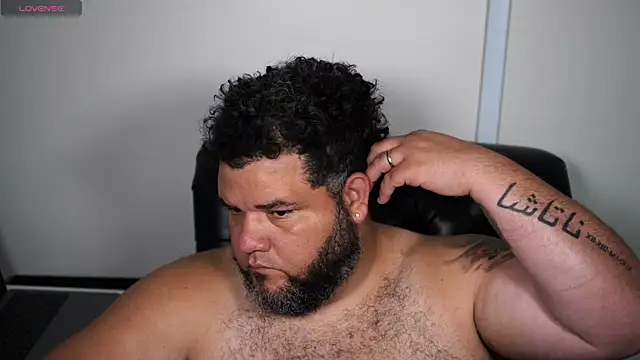 Živý XXX chat HotDominicanCum
