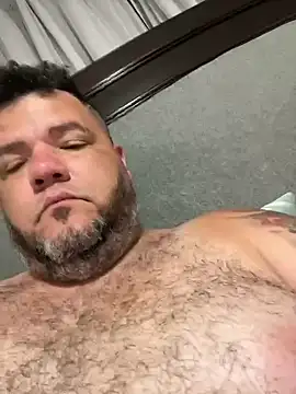 HotDominicanCum: διαδικτυακό σόου στην κάμερα