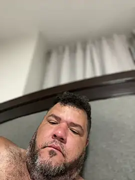 HotDominicanCum's Webcam Show