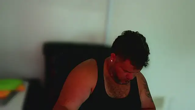HotDominicanCum: вебкам-шоу