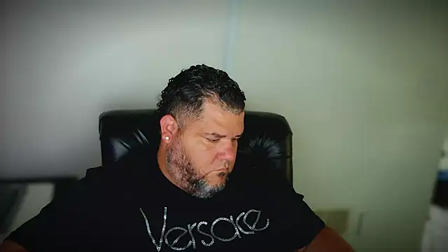 HotDominicanCum webkamerás műsora