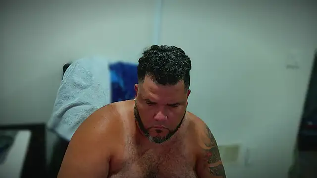 HotDominicanCum Шоу с уебкамера