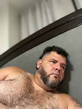 Pokazy przed kamerką – HotDominicanCum