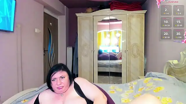 MilfDomina6_9's Live XXX Chat