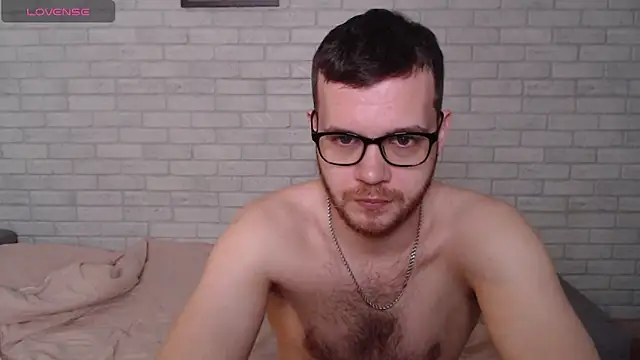 Show modela Alexxx_horny na web-kameri