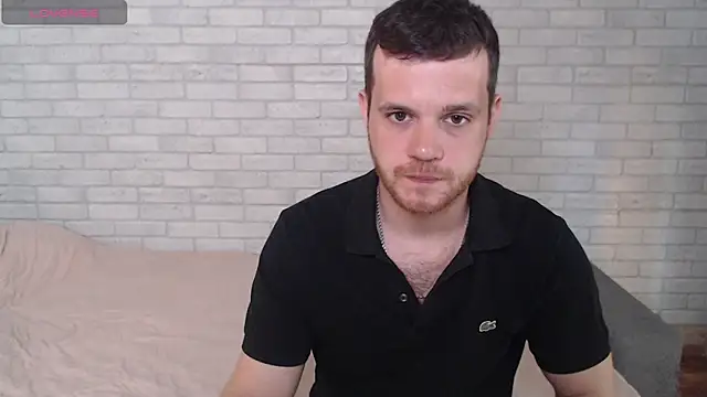 Alexxx_horny 网络视讯表演