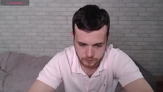 Alexxx_horny 웹캠 쇼