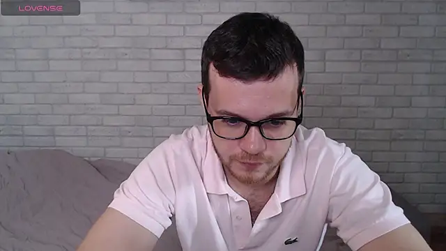Alexxx_horny 网络视讯表演