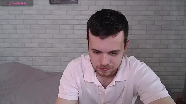 Pertunjukan Kamera Web Alexxx_horny