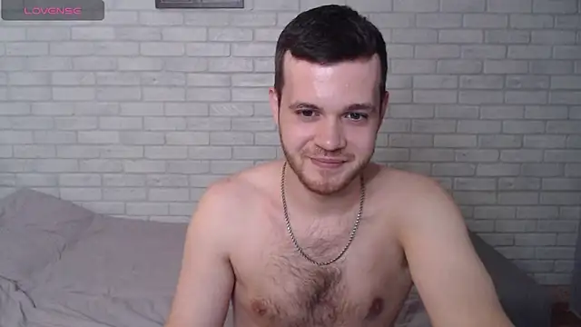 Alexxx_horny: διαδικτυακό σόου στην κάμερα