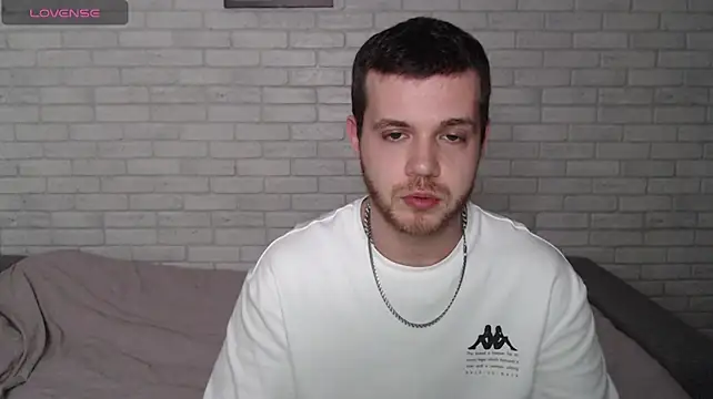 Alexxx_horny 网络视讯表演