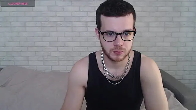 Alexxx_horny's Webcam Show