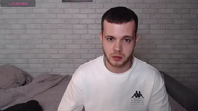Alexxx_horny webcam show