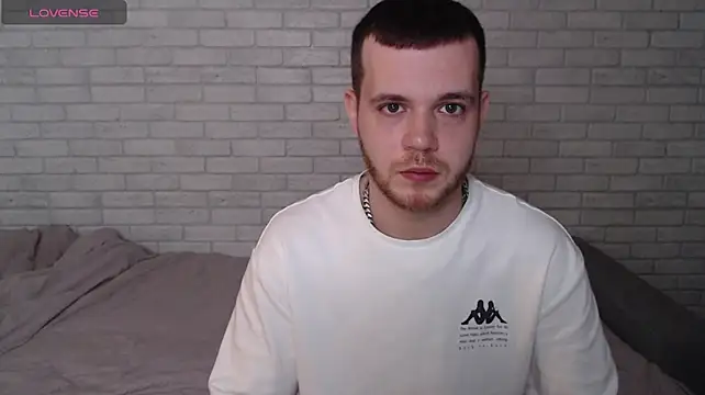 Alexxx_horny's Webcam Show