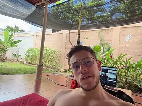 Neil_and_isaac Live XXX-Chat