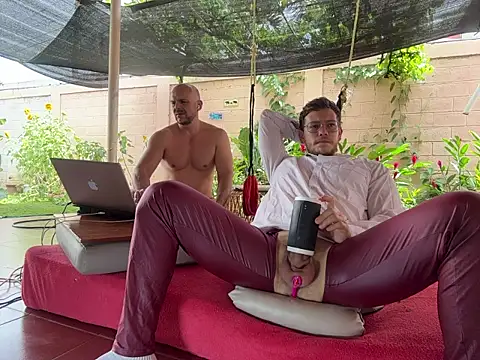 Neil_and_isaac's Webcam Show