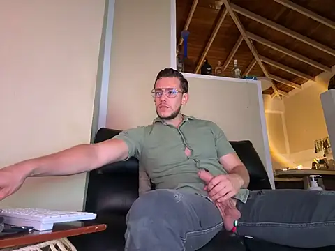 Neil_and_isaac Show Webcam