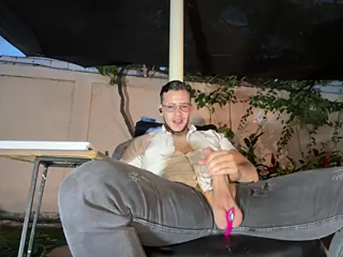 Neil_and_isaac's Webcam Show