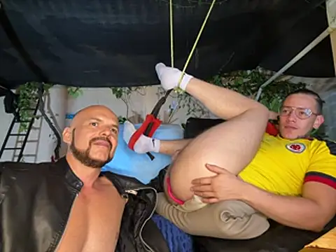 Pokazy przed kamerką – HotLovers_