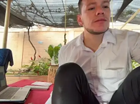 HotLovers_ Show Webcam