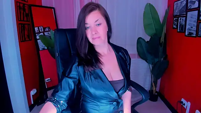 AnaMills live XXX chat