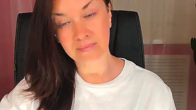 AnaMills' Live XXX Chat