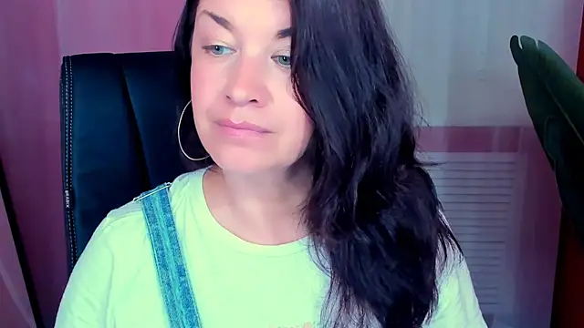 AnaMills Chat XXX live