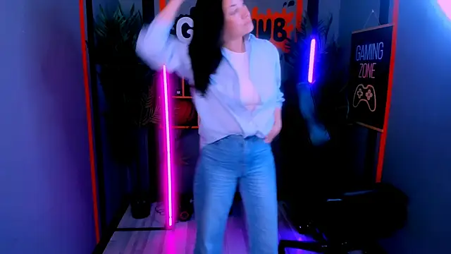 AnaMills' Live XXX Chat