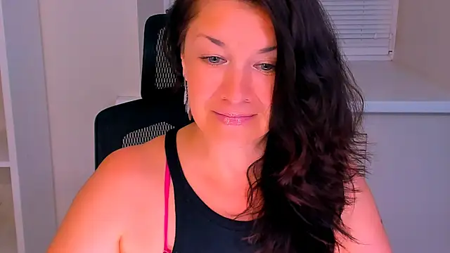 AnaMills' Live XXX Chat