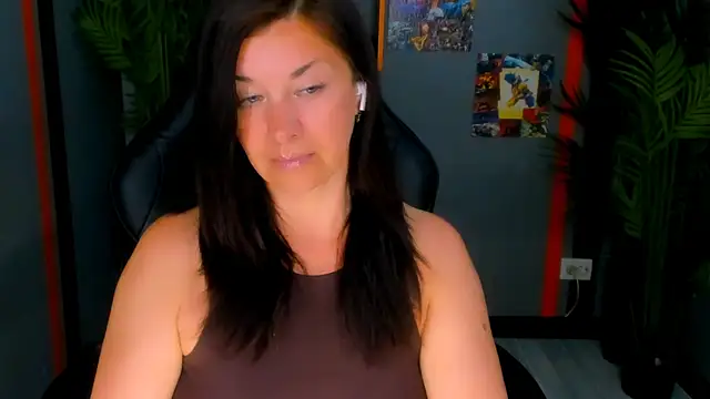 Chat +18 de AnaMills ao vivo
