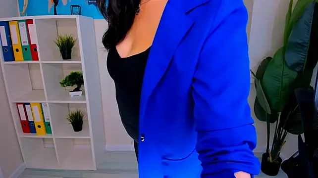 AnaMills live XXX chat