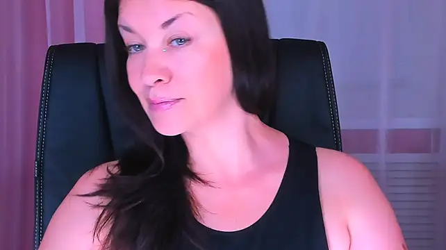 XXX chat uživo modela AnaMills