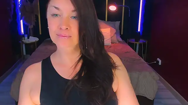AnaMills Chat XXX live