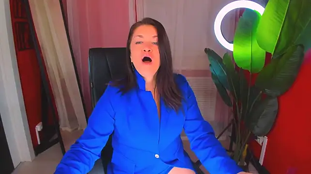 AnaMills' Live XXX Chat