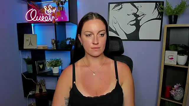 צ'אט XXX בשידור חי של FUN_AMI
