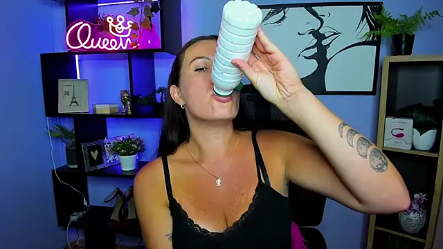 FUN_AMI Chat XXX in diretta