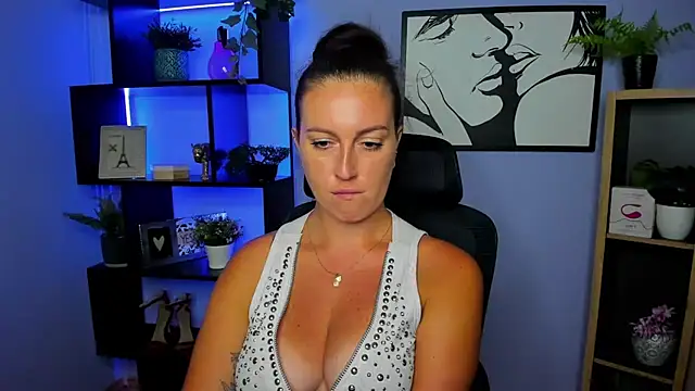Chat +18 de FUN_AMI ao vivo