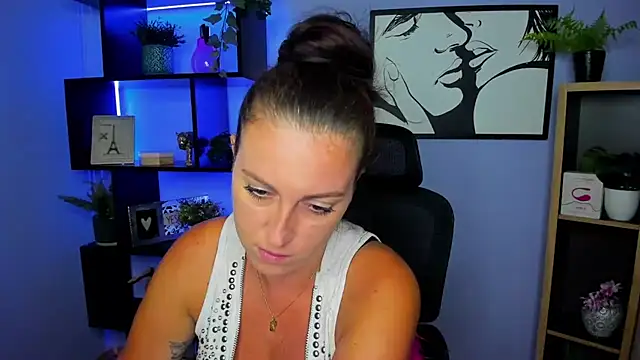 Chat +18 de FUN_AMI ao vivo