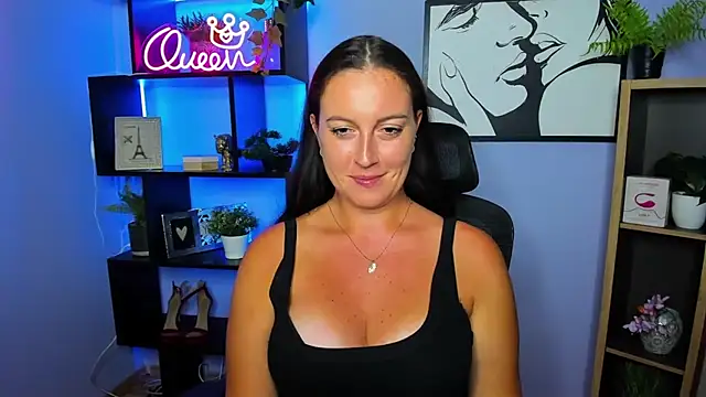 FUN_AMI Adlı Modelin Canlı XXX Sohbeti