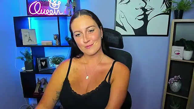 دردشة FUN_AMI الجنسية المباشرة