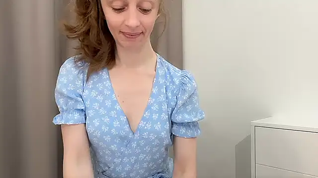 ShySchoolGirln Live XXX chat
