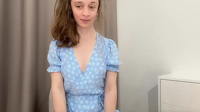 XXX chat uživo modela ShySchoolGirl