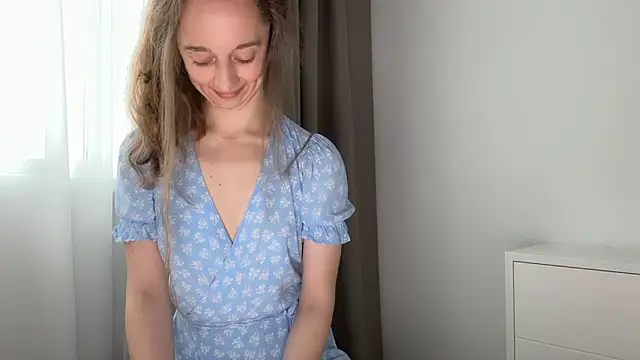 ShySchoolGirl – Live XXX-chat