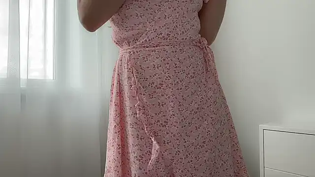 ShySchoolGirl Live XXX-Chat