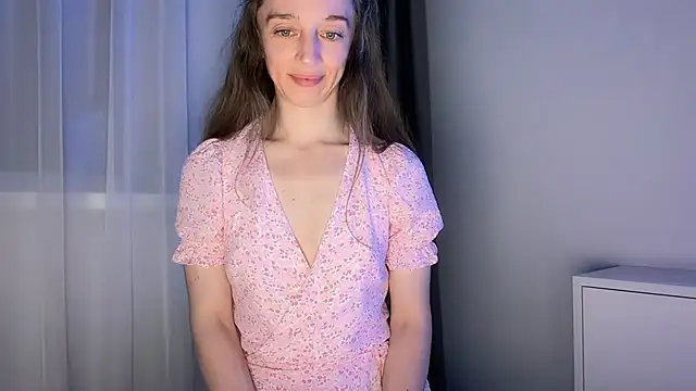 צ'אט XXX בשידור חי של ShySchoolGirl