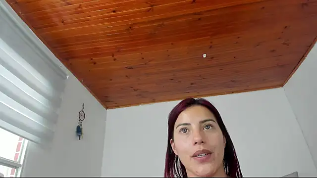Chat XXX en directo de Arenne_rouse